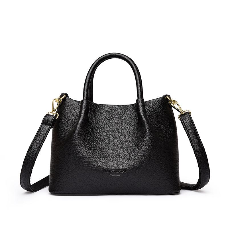 New Crossbody Bag, Women s Atmospheric Shoulder Bag, Women s Fashionable Middle-aged Handbag чёрный
New Crossbody Bag, Women s Atmospheric Shoulder Bag, Women s Fashionable Middle-aged Handbag чёрный