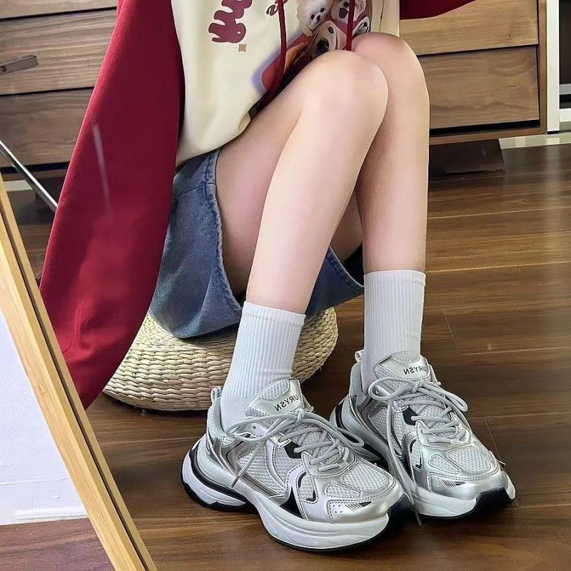 Clearance 2024 popular versatile platform dad shoes women s new heightening casual platform sports shoes sports casual shoes 35 срібний
Clearance 2024 popular versatile platform dad shoes women s new heightening casual platform sports shoes sports casual shoes 35 срібний