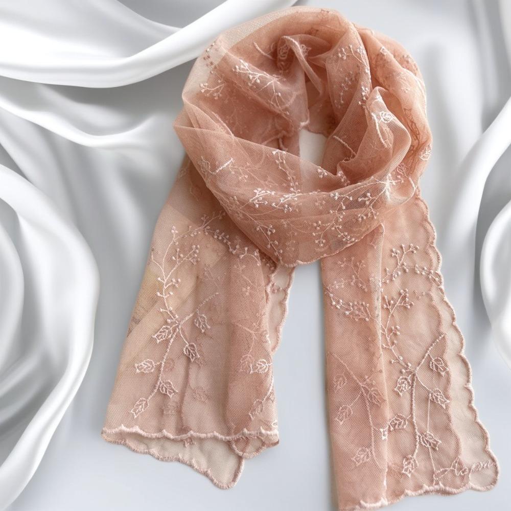 Retro Women s Lace Scarf Elegant Silk Headband Casual Female Headscarf
Retro Women s Lace Scarf Elegant Silk Headband Casual Female Headscarf