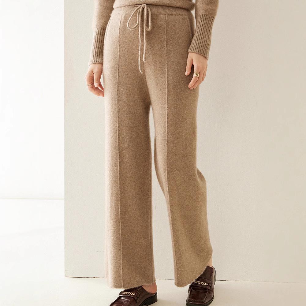 Women s Extra Long Cashmere Wide-Leg Pants - High Waist, Loose Fit, Center Seam Knit for Autumn/Winter M (Height 155cm-160cm)
Women s Extra Long Cashmere Wide-Leg Pants - High Waist, Loose Fit, Center Seam Knit for Autumn/Winter M (Height 155cm-160cm)