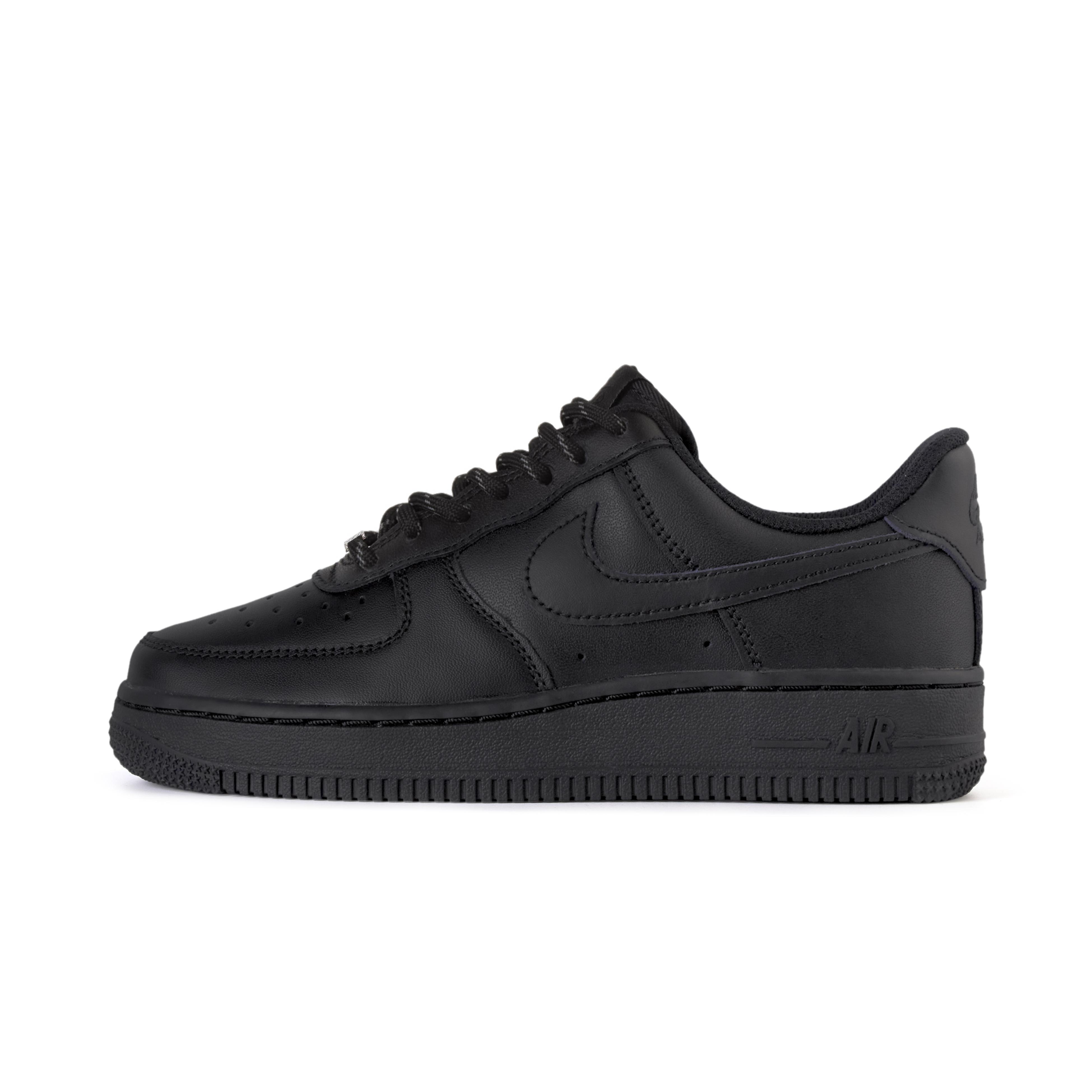 Nike Air Force 1 Cushioning, Wear Resistant Low top Skateboard Shoes Unisex Black DD8959-001(Team676-) 35.5
Nike Air Force 1 Cushioning, Wear Resistant Low top Skateboard Shoes Unisex Black DD8959-001(Team676-) 35.5