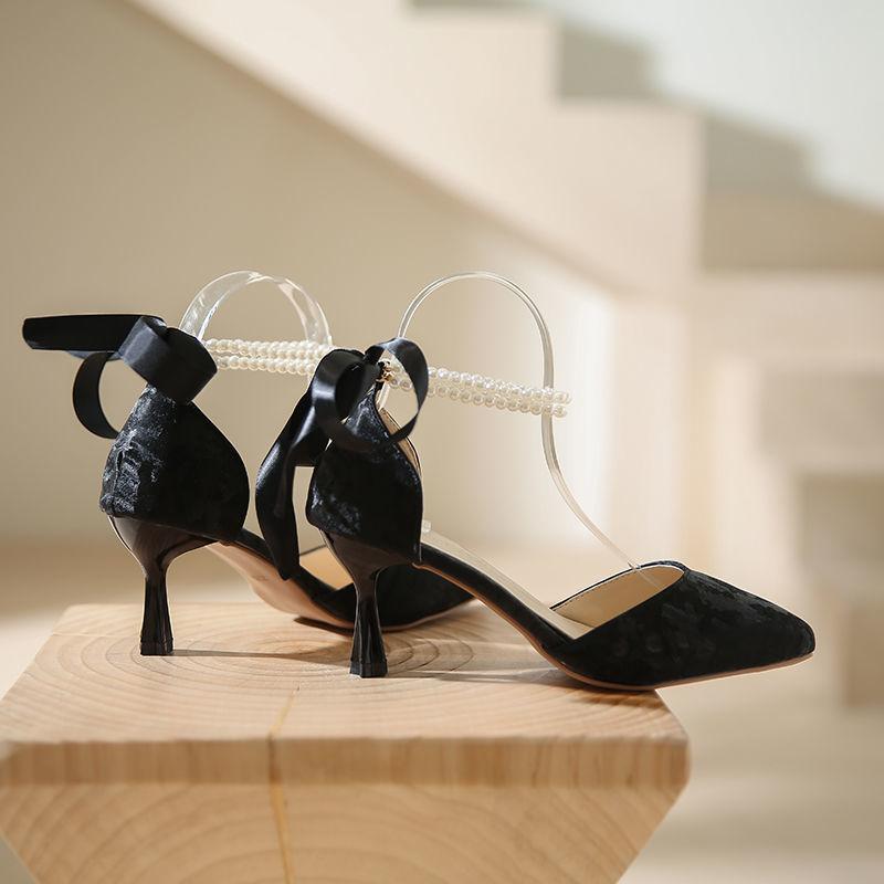 Весна и лето новые туфли на высоком каблуке Сяосянфэн женские шпильки универсальные потрясающие фея с юбкой полые одинарные туфли острый носок жемчуг 39
Весна и лето новые туфли на высоком каблуке Сяосянфэн женские шпильки универсальные потрясающие фея с юбкой полые одинарные туфли острый носок жемчуг 39