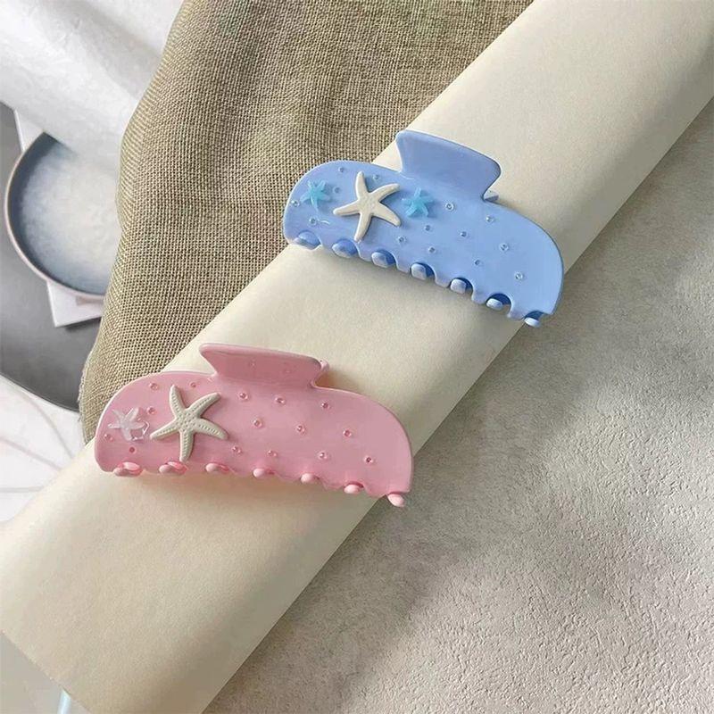 1pc New starfish diamond studded grip clip with simple and high-end temperament, shark clip with ponytail and hair accessories
1pc New starfish diamond studded grip clip with simple and high-end temperament, shark clip with ponytail and hair accessories