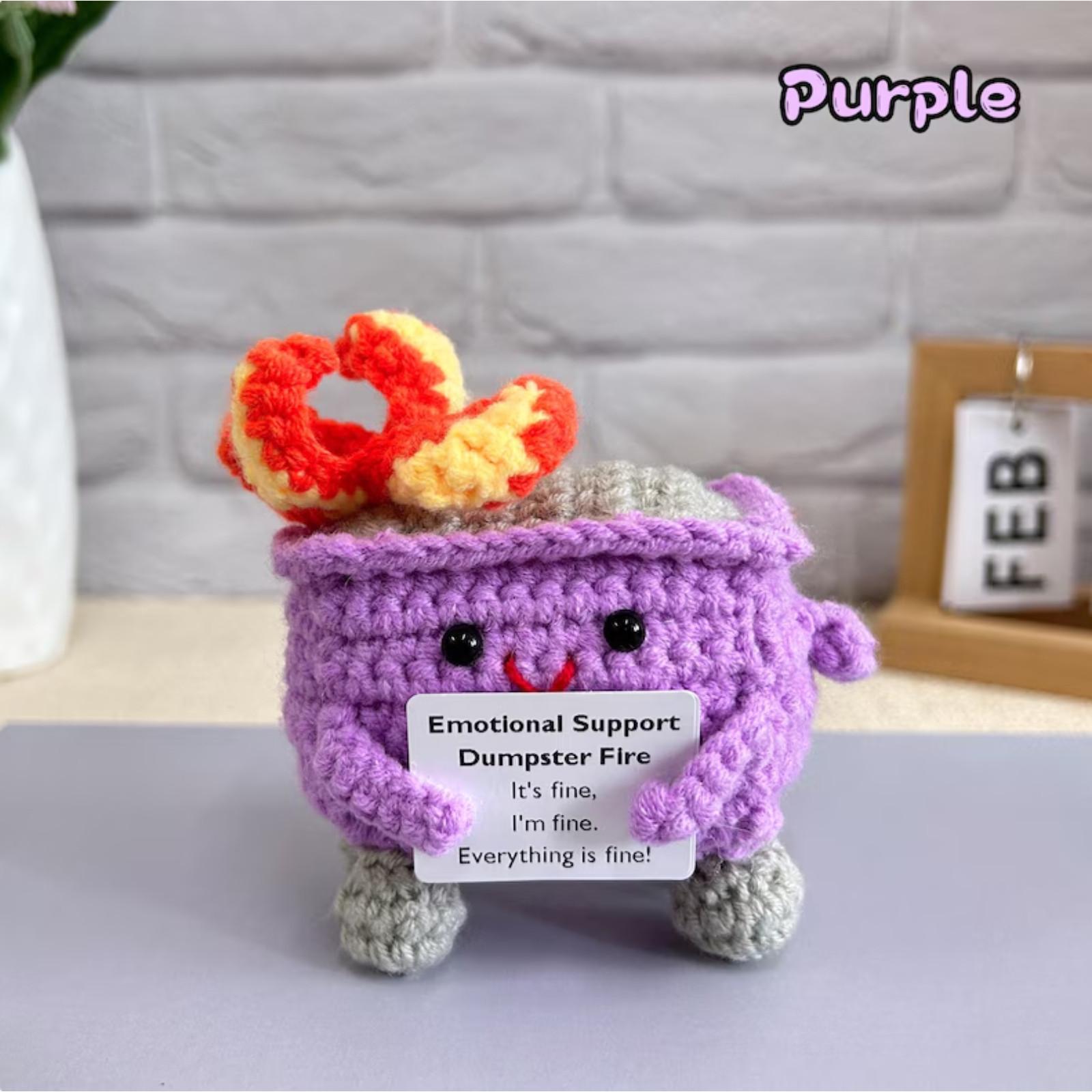 Емоційна підтримка Dumpster Fire Doll, в’язаний ручної роботи гачком Emotional Support Dumpster Fire Gift, чарівна в’язана гачком Dumpster Fire Knitting Toy Decor One Size фіолетовий
Емоційна підтримка Dumpster Fire Doll, в’язаний ручної роботи гачком Emotional Support Dumpster Fire Gift, чарівна в’язана гачком Dumpster Fire Knitting Toy Decor One Size фіолетовий