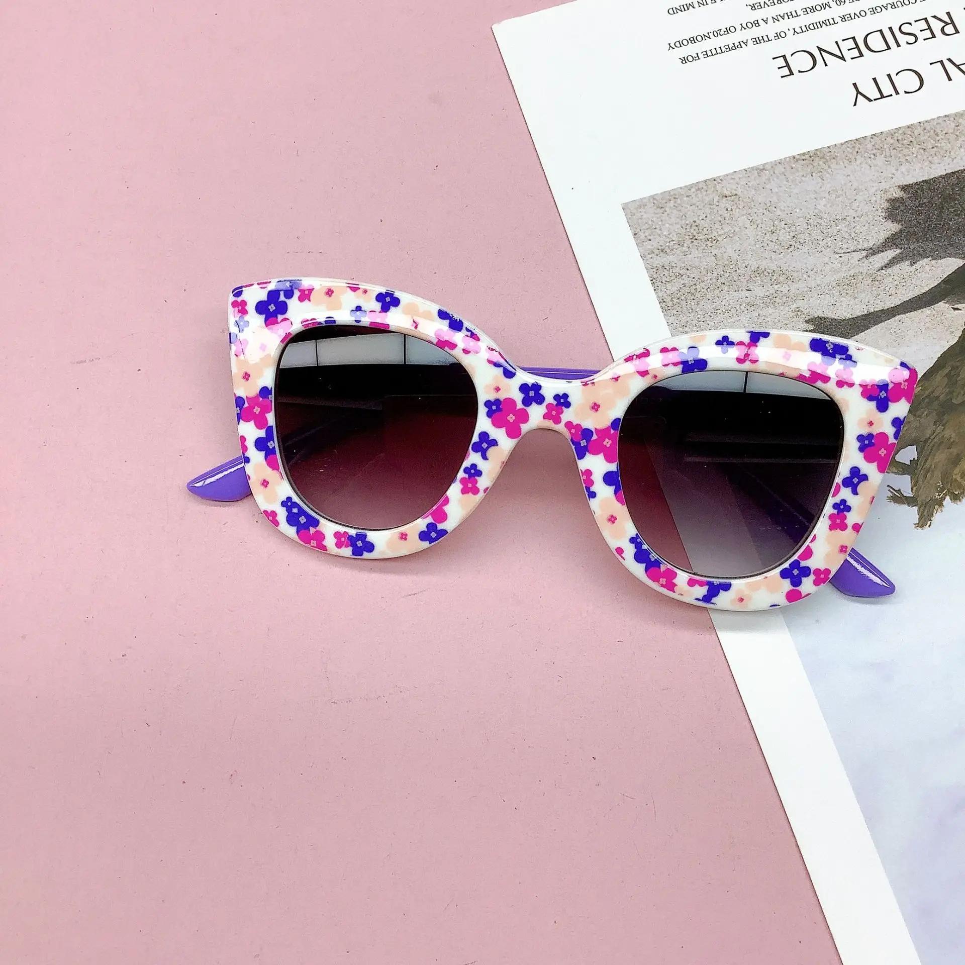 Girls Boys Cute Floral Printing Sunglasses Outdoor Sun Protection Children Lovely Vintage Glasses Classic Kids Eyewear Goggles фіолетовий
Girls Boys Cute Floral Printing Sunglasses Outdoor Sun Protection Children Lovely Vintage Glasses Classic Kids Eyewear Goggles фіолетовий