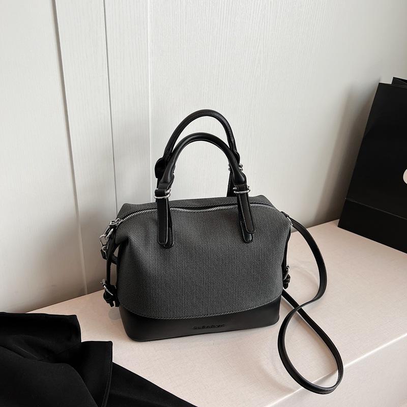 Premium hand carry pillow bag women s new versatile shoulder messenger bag niche handbag bag
Premium hand carry pillow bag women s new versatile shoulder messenger bag niche handbag bag