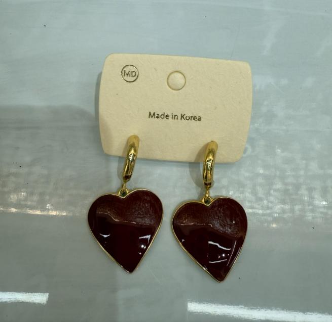 Французские ретро серьги в форме сердца с высококлассным ощущением и темпераментом масляной капли, универсальные металлические серьги в виде персикового сердца, женские серьги конфетных цветов 4.5*2.5cm алабама багровый
Французские ретро серьги в форме сердца с высококлассным ощущением и темпераментом масляной капли, универсальные металлические серьги в виде персикового сердца, женские серьги конфетных цветов 4.5*2.5cm алабама багровый