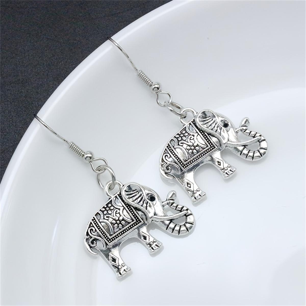 1 пара винтажных серег в форме 3D слонов, элегантные украшения-тотемы животных для женщин
1 пара винтажных серег в форме 3D слонов, элегантные украшения-тотемы животных для женщин