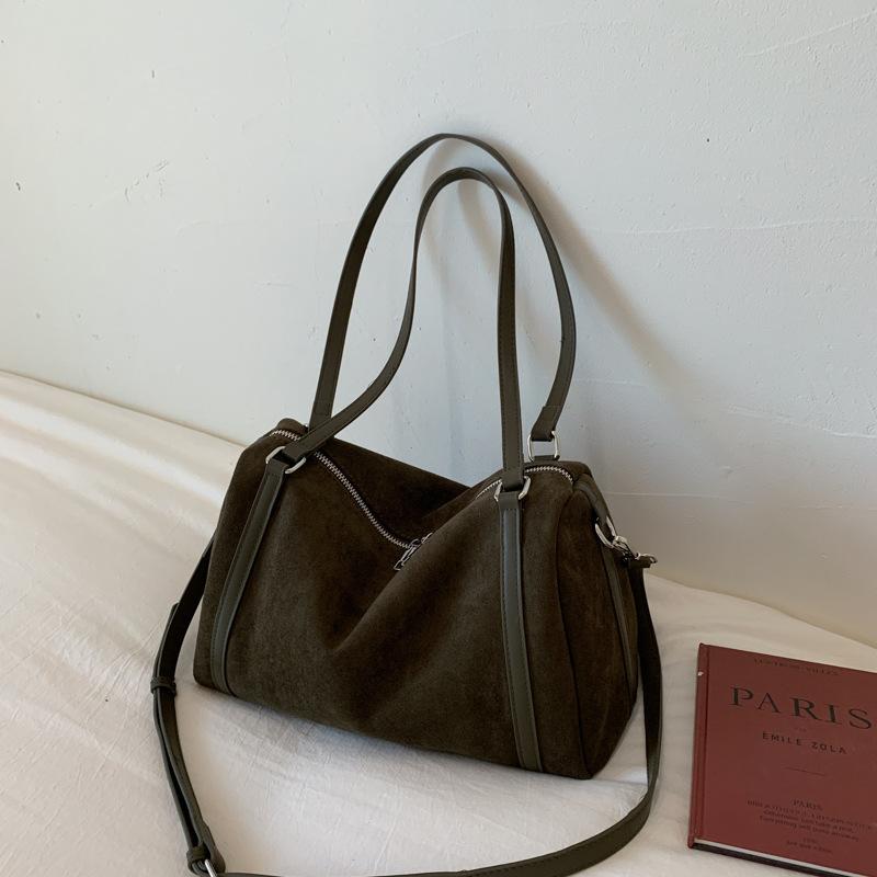 Vintage Women Shoulder Bag Faux Suede Crossbody Bags big Capacity Matte PU Leather Female Tote ladies Boston Handbags
Vintage Women Shoulder Bag Faux Suede Crossbody Bags big Capacity Matte PU Leather Female Tote ladies Boston Handbags