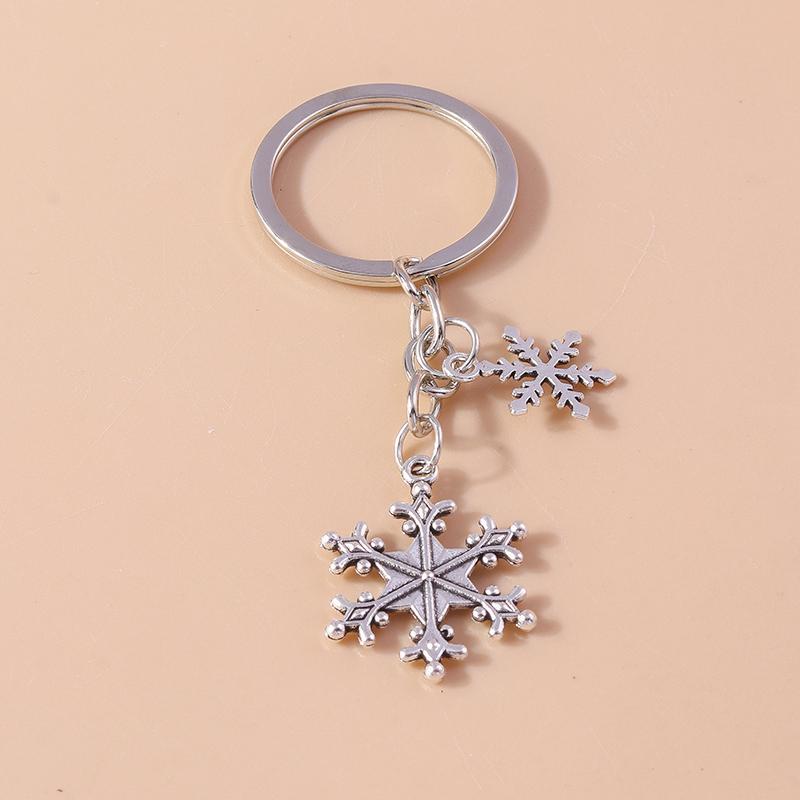New Alloy Christmas Keychain Snowflake Elk Bell key Rings Pendant for Christmas Women Girls Handbag Accessories DIY Jewelry Gift
New Alloy Christmas Keychain Snowflake Elk Bell key Rings Pendant for Christmas Women Girls Handbag Accessories DIY Jewelry Gift