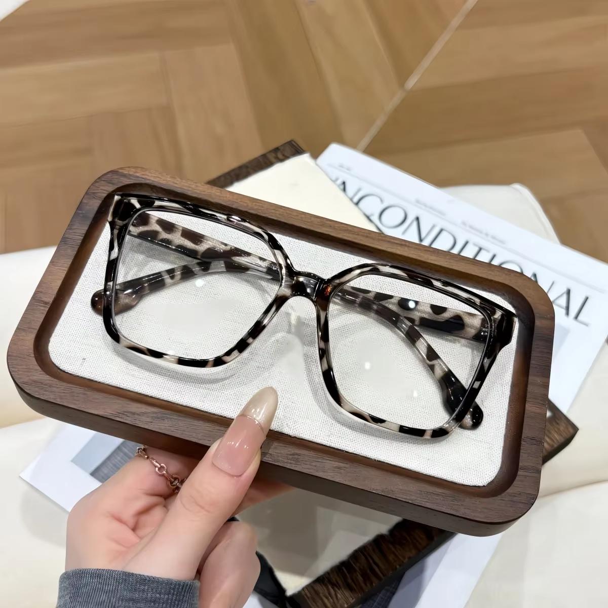 1Pc Retro Anti-Blue Light Blocking Optical Square Glasses for Women Luxury Brand Designer Myopia Prescription Glasses
1Pc Retro Anti-Blue Light Blocking Optical Square Glasses for Women Luxury Brand Designer Myopia Prescription Glasses