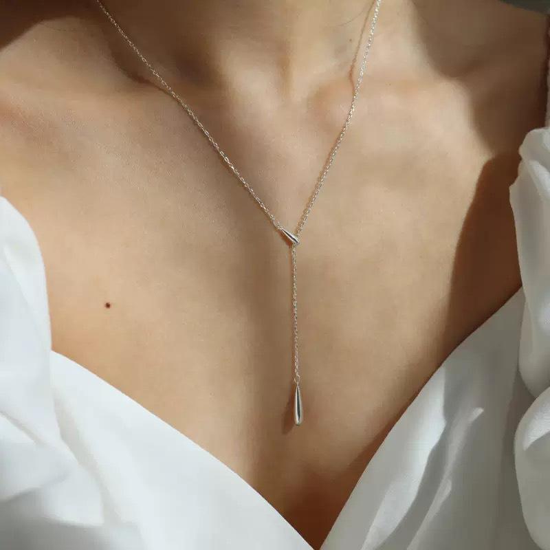 LATS 18K Gold Plated Water Droplet Shape Minimalist Necklace for Women Stainless Steel Chain Dainty Everyday Zircon Gift 42cm
LATS 18K Gold Plated Water Droplet Shape Minimalist Necklace for Women Stainless Steel Chain Dainty Everyday Zircon Gift 42cm
