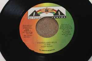 7inch Record JIGSY KING - Vicious And Wild NONE I & I Foundatio Japan Reggae, Ska & Dub Used
7inch Record JIGSY KING - Vicious And Wild NONE I & I Foundatio Japan Reggae, Ska & Dub Used