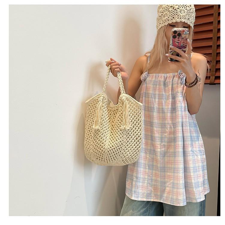 Large capacity woven bag 2025 new hollow straw bag shoulder bag vacation beach bag tote women s bag хаки
Large capacity woven bag 2025 new hollow straw bag shoulder bag vacation beach bag tote women s bag хаки