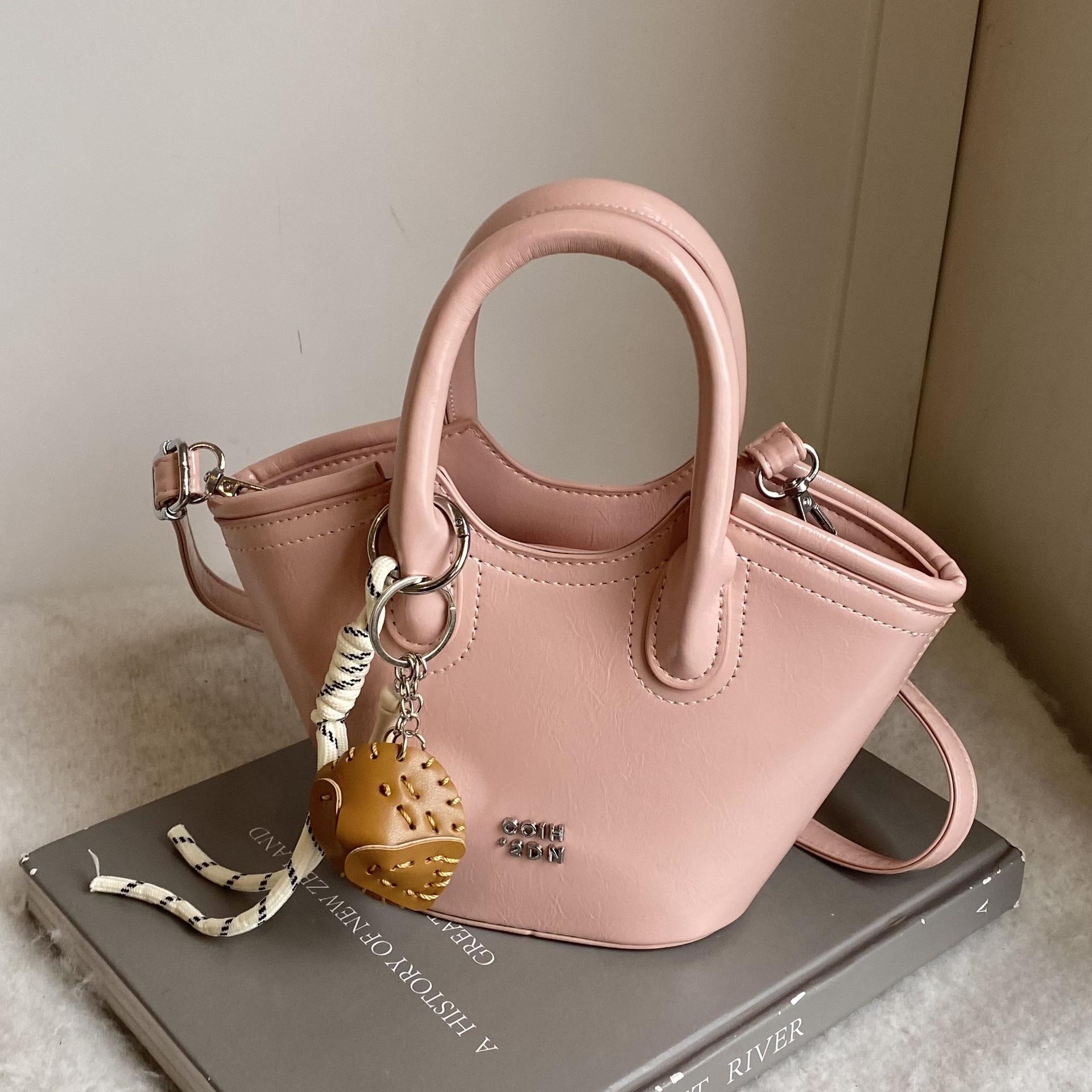 Сумка Premium Sense Hand Bag Vegetable Basket Женская популярная модная универсальная сумка через плечо Commuter Bucket Bag no pendant красный
Сумка Premium Sense Hand Bag Vegetable Basket Женская популярная модная универсальная сумка через плечо Commuter Bucket Bag no pendant красный