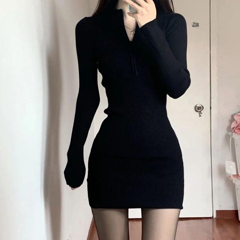 Elegant Black V-Neck Knitted Dress - Slim Fit, Long Sleeve, Autumn & Winter Style for Women M (recommended for 100-110 jin)
Elegant Black V-Neck Knitted Dress - Slim Fit, Long Sleeve, Autumn & Winter Style for Women M (recommended for 100-110 jin)