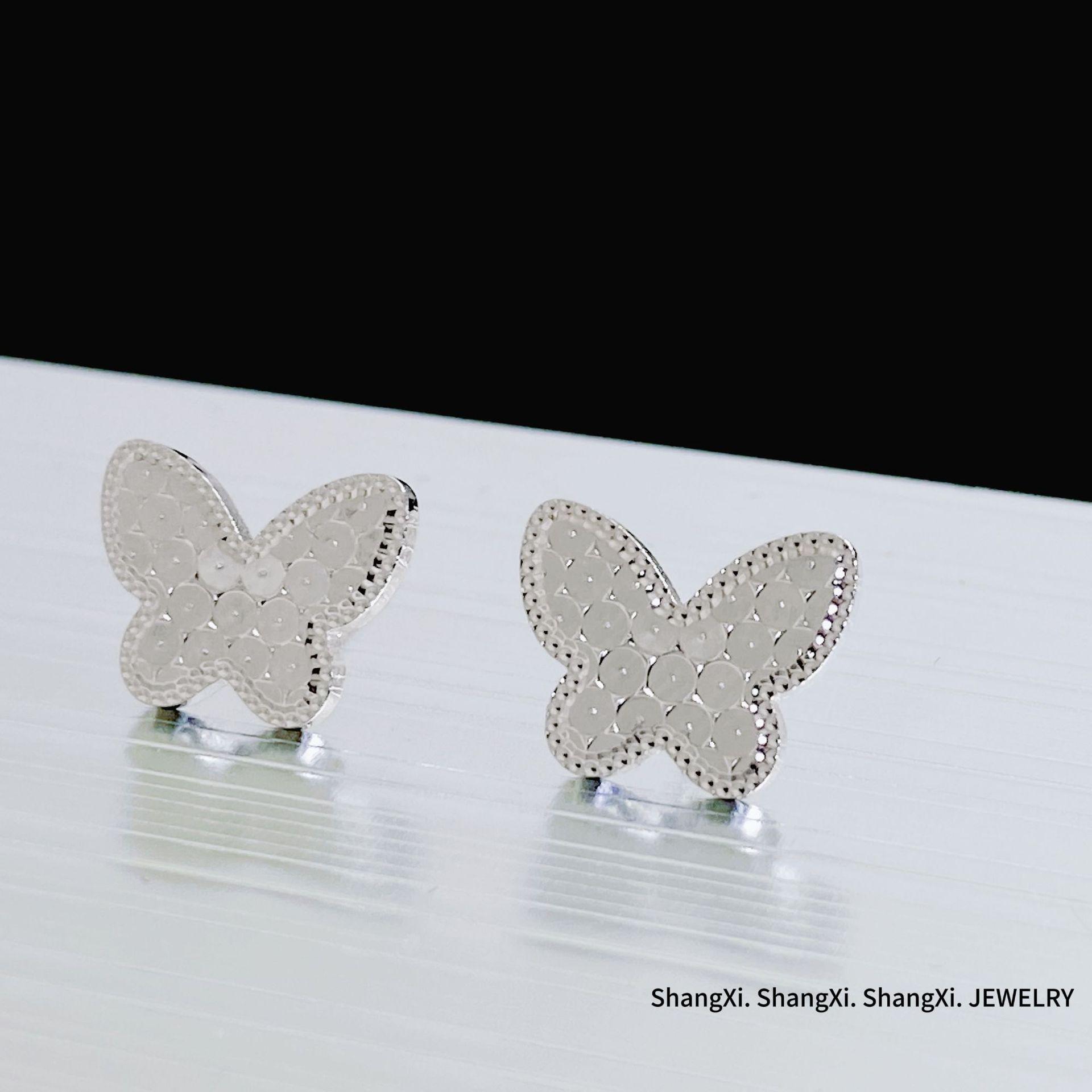 Niche Minimalist Hammered Honeycomb Geometric Stud Earrings for Women, S925 Silver Needle, Versatile Cold Style
Niche Minimalist Hammered Honeycomb Geometric Stud Earrings for Women, S925 Silver Needle, Versatile Cold Style