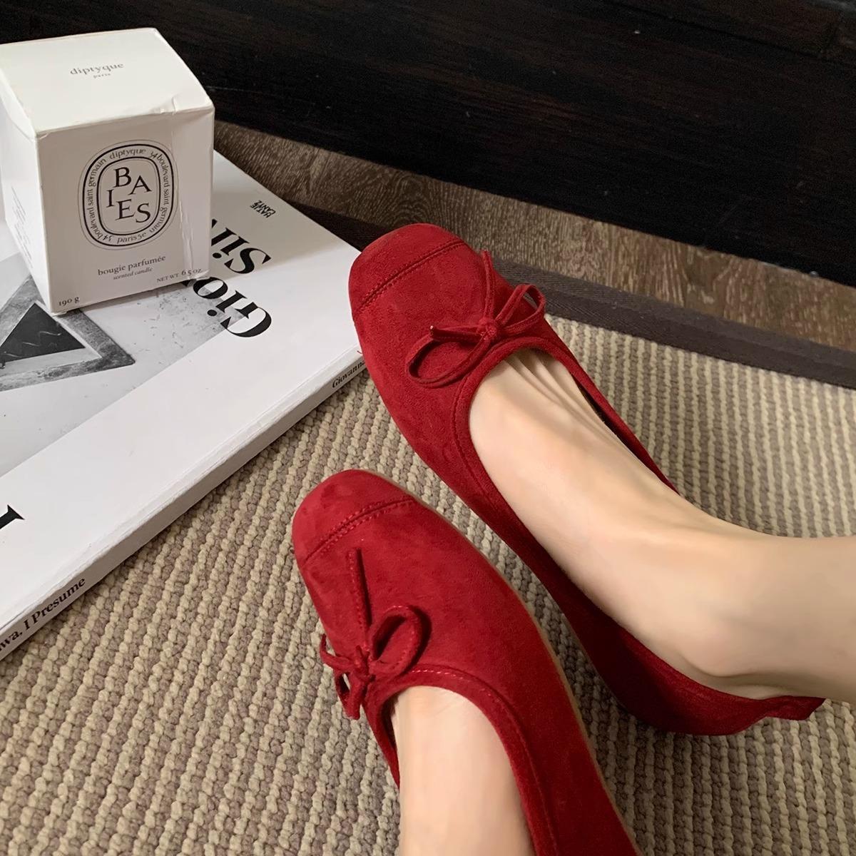 Sheepskin small square round head ballet style bow soft shallow mouth leather single shoes women 35
Sheepskin small square round head ballet style bow soft shallow mouth leather single shoes women 35