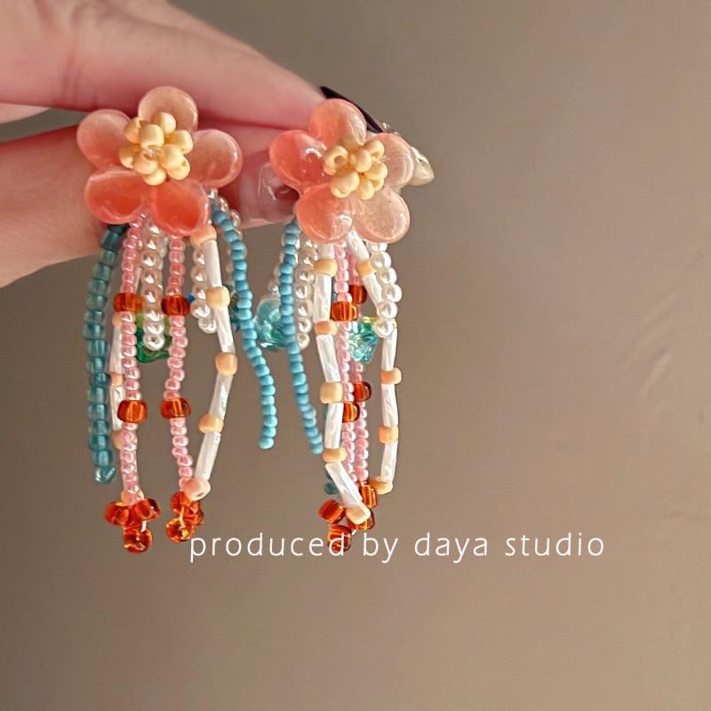 Серьги-пусеты «Летний курортный стиль Мори Сладкий лепесток 2025»
Серьги-пусеты «Летний курортный стиль Мори Сладкий лепесток 2025»