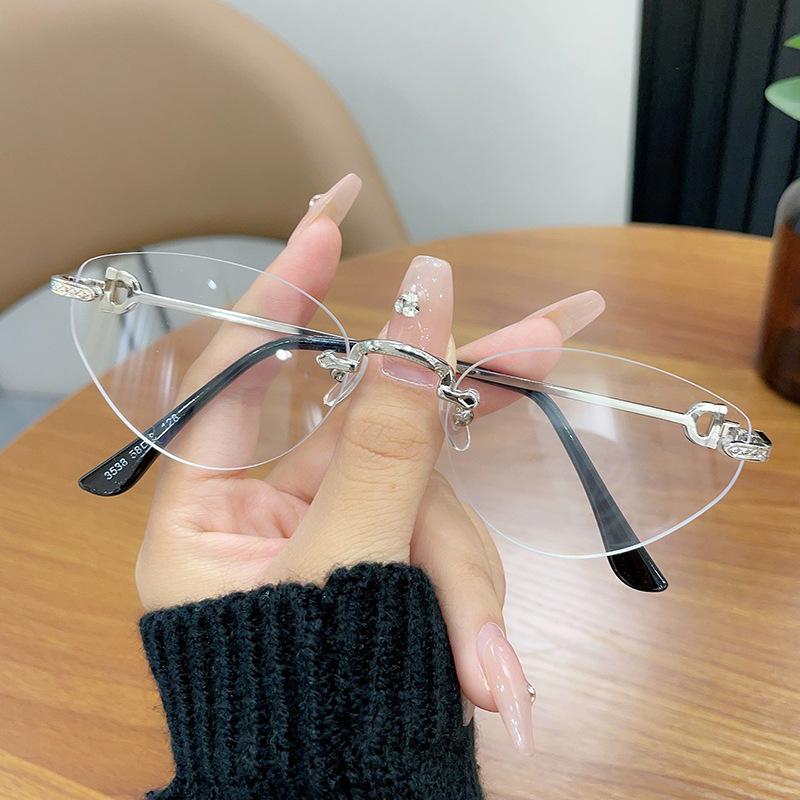 Модные компьютерные очки с защитой от синего света для мужчин с близорукостью и без степени плоские легкие очки серебряный
Модные компьютерные очки с защитой от синего света для мужчин с близорукостью и без степени плоские легкие очки серебряный