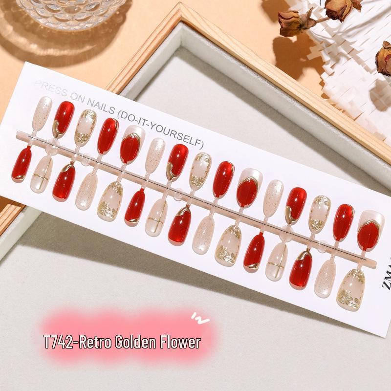 Festive 3D Gilded Cat Eye Nail Stickers: Red & Gold Floral Design, 30 Pieces
Festive 3D Gilded Cat Eye Nail Stickers: Red & Gold Floral Design, 30 Pieces