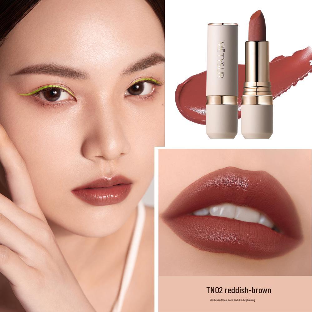 Meiti Xiu Moisturizing Matte Velvet Lipstick with White Truffle, Rose Oil, & Long-Lasting Color
Meiti Xiu Moisturizing Matte Velvet Lipstick with White Truffle, Rose Oil, & Long-Lasting Color