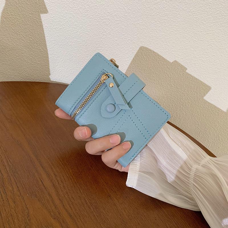 Женский кошелек ins женский маленький кошелек женский высококлассный короткий кошелек многофункциональная сумка для мелочи синий
Женский кошелек ins женский маленький кошелек женский высококлассный короткий кошелек многофункциональная сумка для мелочи синий