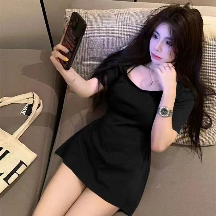 Summer large size thin front shoulder comic body collar short sleeve design Spice girl waist slim short T-shirt top XL чорний
Summer large size thin front shoulder comic body collar short sleeve design Spice girl waist slim short T-shirt top XL чорний