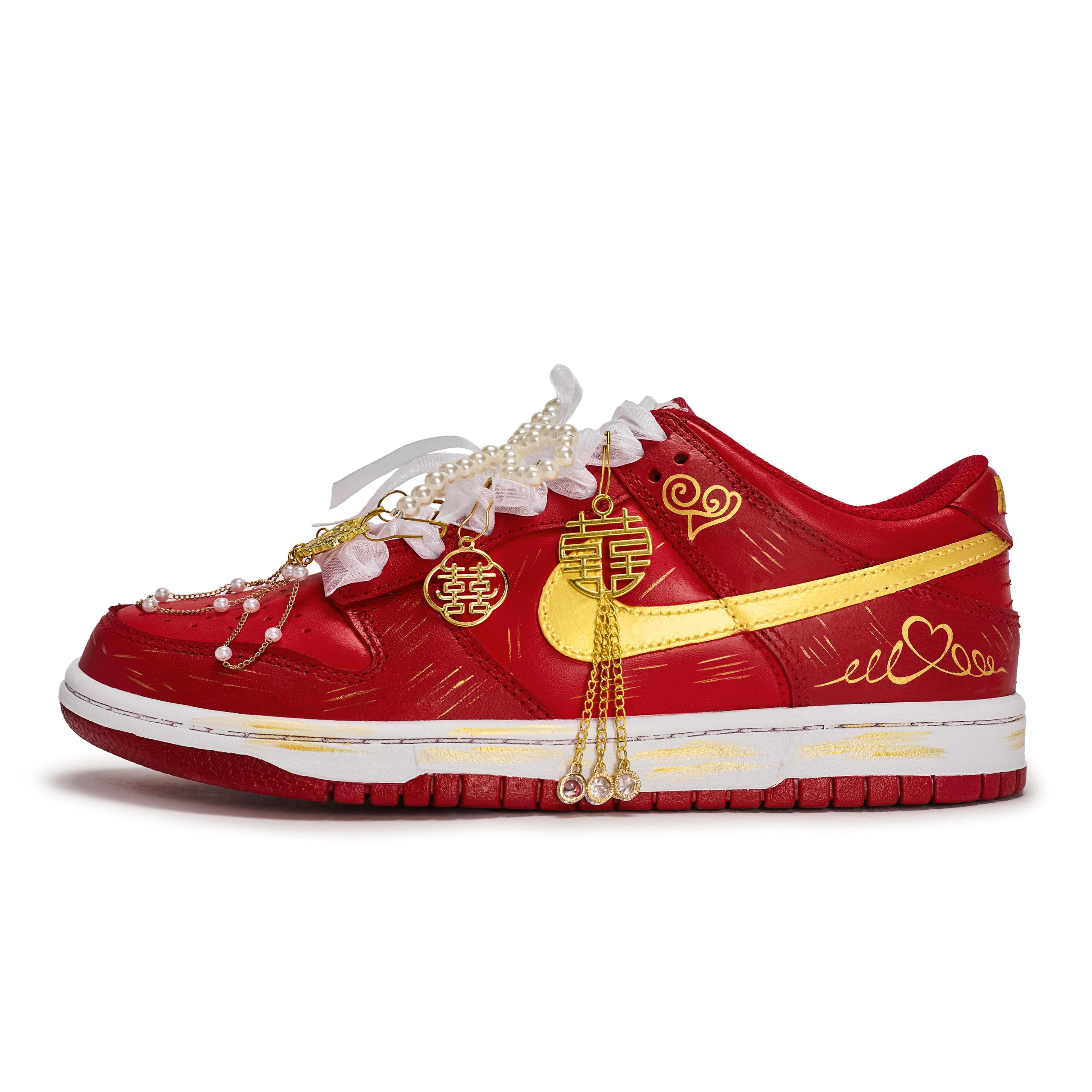 Nike Dunk 811 Manufacturing, Lucky Joy Abrasion Resistant Low top Skateboard Shoes Unisex Red White Gold HF5441-104(Team80-) 42.5
Nike Dunk 811 Manufacturing, Lucky Joy Abrasion Resistant Low top Skateboard Shoes Unisex Red White Gold HF5441-104(Team80-) 42.5