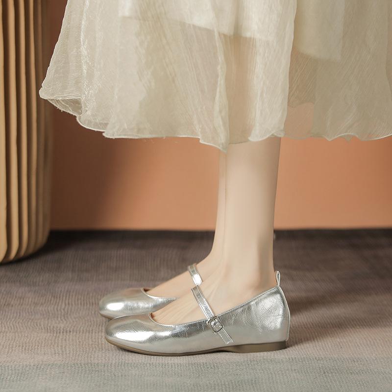 Small inner height increase Mary Jane shoes single shoes spring and summer silver 40 срібний
Small inner height increase Mary Jane shoes single shoes spring and summer silver 40 срібний