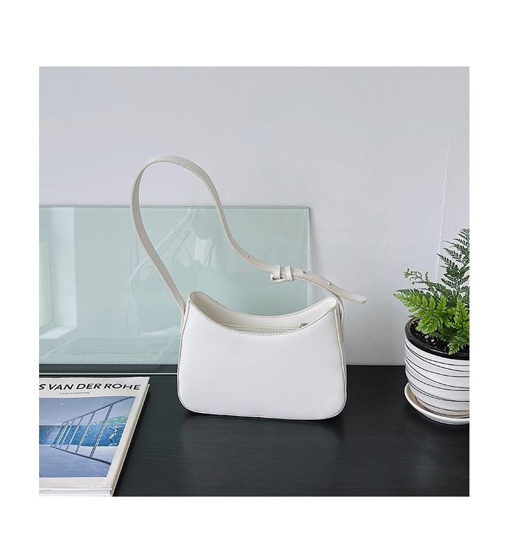 Korean Version Commuting Shoulder Bag for Girls with A Sense of Luxury, A Hundred Shoulder Bag for Work Commuting, Fashionable and Niche Armpit Bag белый
Korean Version Commuting Shoulder Bag for Girls with A Sense of Luxury, A Hundred Shoulder Bag for Work Commuting, Fashionable and Niche Armpit Bag белый