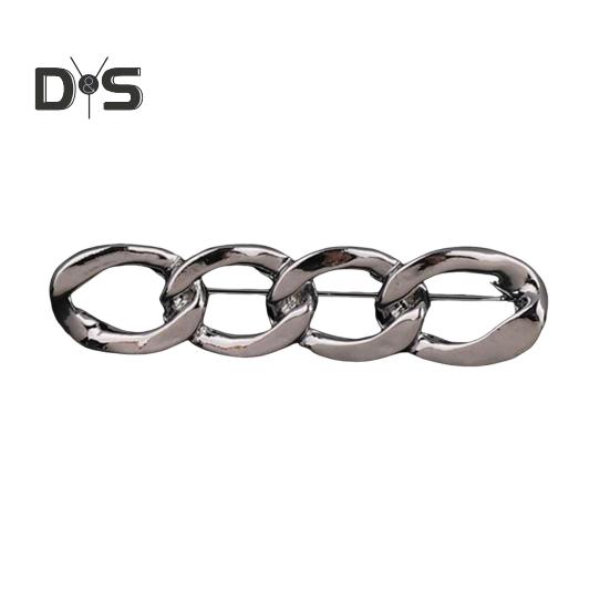 Женская брошь Полая форма цепочки Полированный сплошной цвет Противоскользящий износостойкий воротник пальто Брюки Шапка Шарф Украшение Одежда Позиционирующая булавка для одежды серебряный