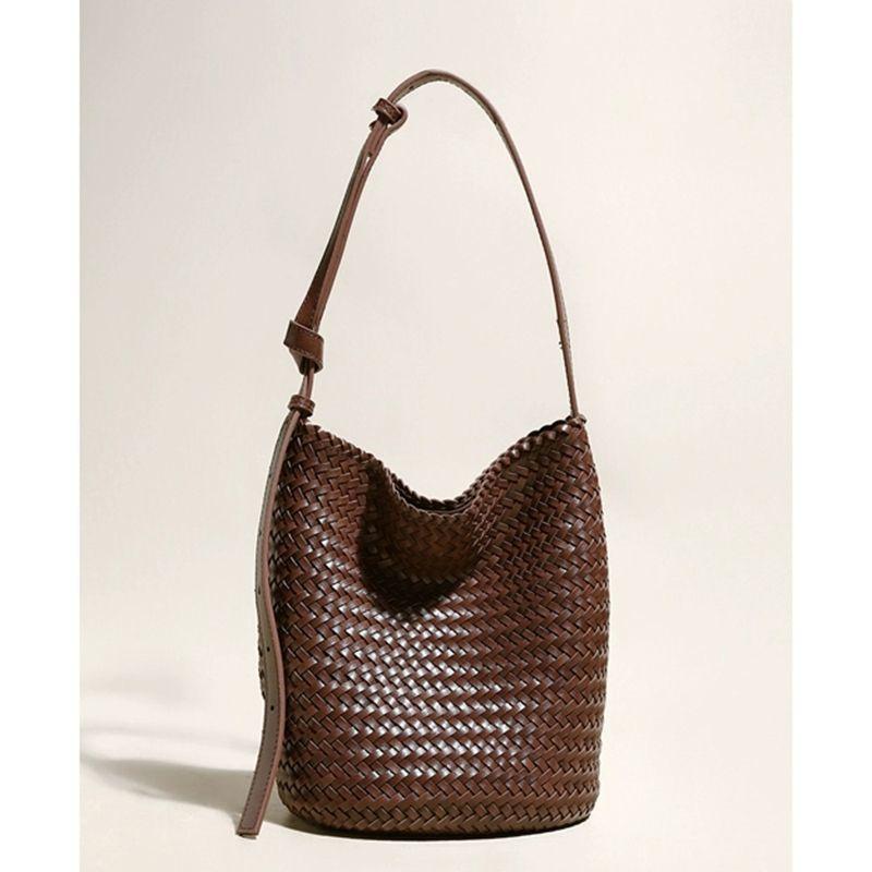 Cowhide Hand Woven Bag, Women s Large Capacity Bucket Bag, Casual Vacation Shoulder Crossbody Bag
Cowhide Hand Woven Bag, Women s Large Capacity Bucket Bag, Casual Vacation Shoulder Crossbody Bag