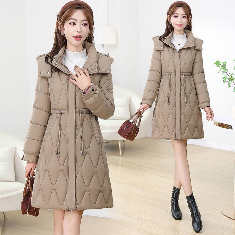 Средняя и длинная пуховая одежда, зимние стеганые куртки, женская приталенная стеганая одежда, утолщенные куртки, теплые и модные 4XL-135-75 kg хаки
Средняя и длинная пуховая одежда, зимние стеганые куртки, женская приталенная стеганая одежда, утолщенные куртки, теплые и модные 4XL-135-75 kg хаки