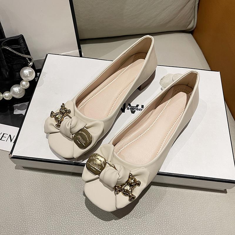 Женские туфли-лодочки на плоской подошве с неглубоким вырезом, весна 2025, новая модель, фея, туфли Doudou на четыре сезона, квадратный носок, мягкая подошва, для беременных, женская обувь, весна и 35 белый
Женские туфли-лодочки на плоской подошве с неглубоким вырезом, весна 2025, новая модель, фея, туфли Doudou на четыре сезона, квадратный носок, мягкая подошва, для беременных, женская обувь, весна и 35 белый