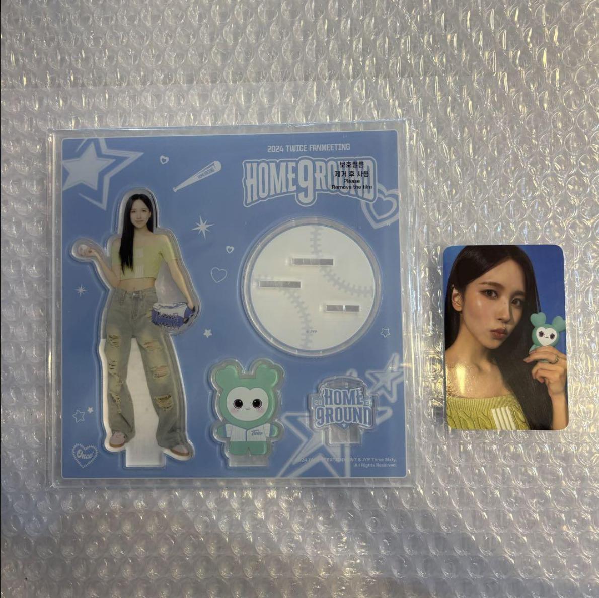 TWICE MINA HOME 9ROUND POP-UP OFFICLAL MD Acrylic Stand with PHOTO CARD Limited SEOUL New
TWICE MINA HOME 9ROUND POP-UP OFFICLAL MD Acrylic Stand with PHOTO CARD Limited SEOUL New