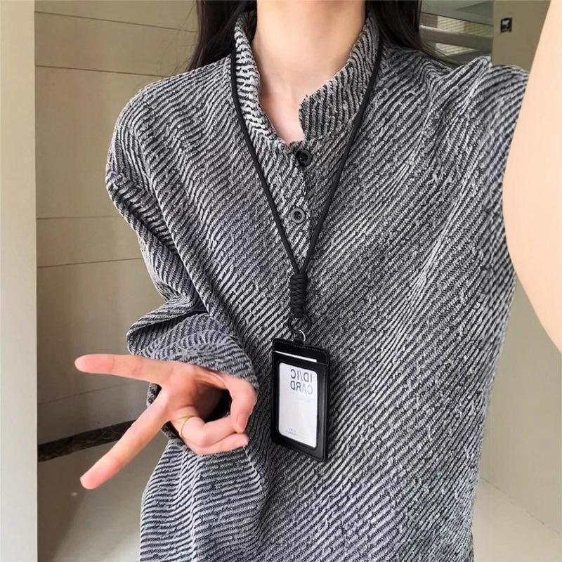 Black and White Diagonal Striped Henry Collar Long-sleeved T-shirt for Men, Autumn Style Polo Collar Sweatshirt, American Style Inner Layering Shirt XXXL
Black and White Diagonal Striped Henry Collar Long-sleeved T-shirt for Men, Autumn Style Polo Collar Sweatshirt, American Style Inner Layering Shirt XXXL