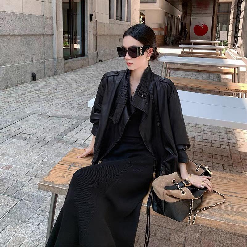 Осінь 2025 Ретро HK-стиль Коричнева Шкіряна куртка з PU-шкіри на стійці, що стрункіть, для жінок - Вільний повсякденний крій M чорний
Осінь 2025 Ретро HK-стиль Коричнева Шкіряна куртка з PU-шкіри на стійці, що стрункіть, для жінок - Вільний повсякденний крій M чорний