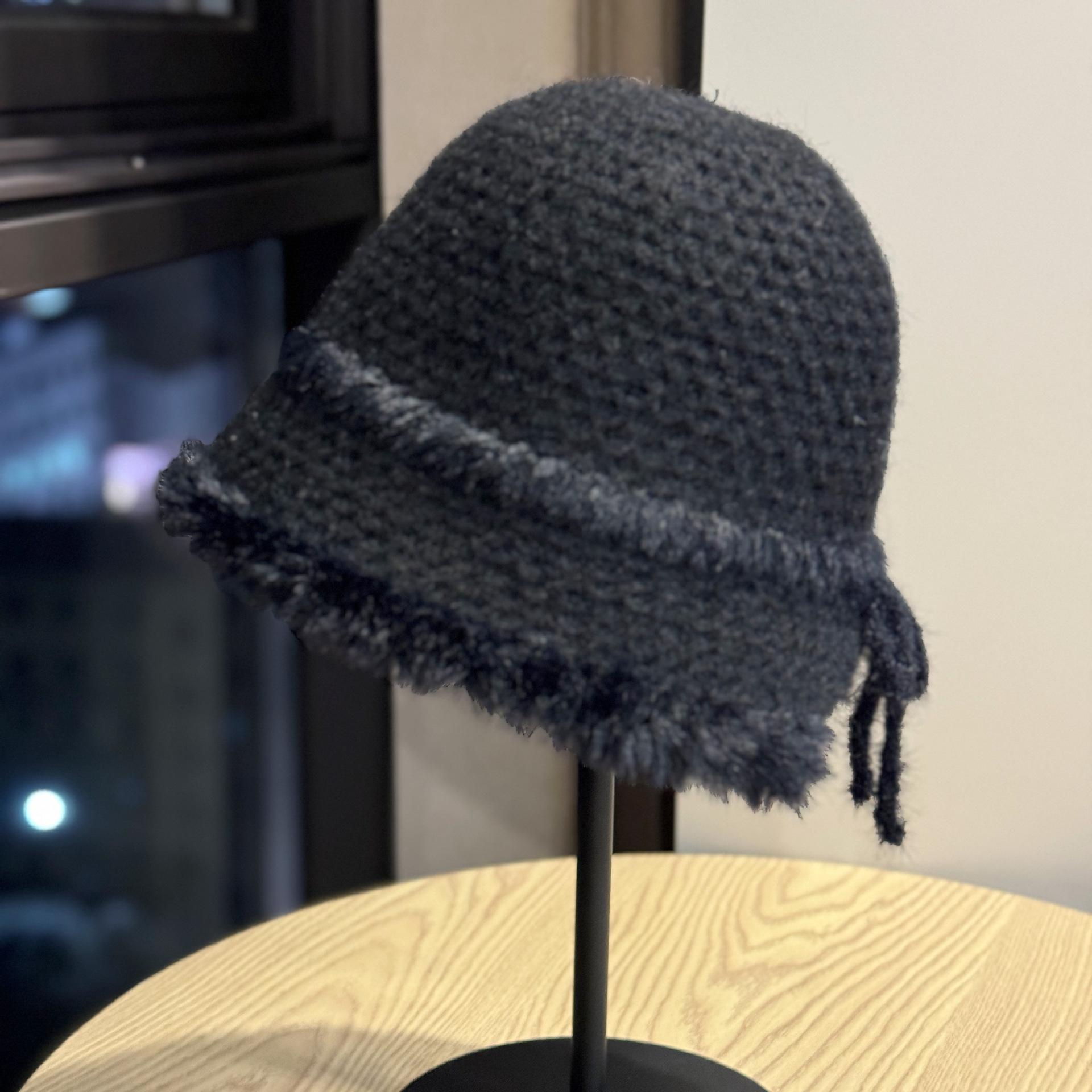 New Mink Wool Knit Fisherman Hat with Back Split for Women, Autumn and Winter Ear Protection, Warm Bucket Hat with Bowknot Adult54-60Adjustable чёрный
New Mink Wool Knit Fisherman Hat with Back Split for Women, Autumn and Winter Ear Protection, Warm Bucket Hat with Bowknot Adult54-60Adjustable чёрный