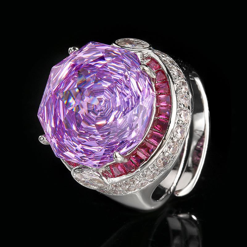 Ювелирные изделия Медное основание Позолоченное Имитация Огранки Роза Белый Бриллиант Кольцо Легкая Роскошь Женское 16 мм
Ювелирные изделия Медное основание Позолоченное Имитация Огранки Роза Белый Бриллиант Кольцо Легкая Роскошь Женское 16 мм