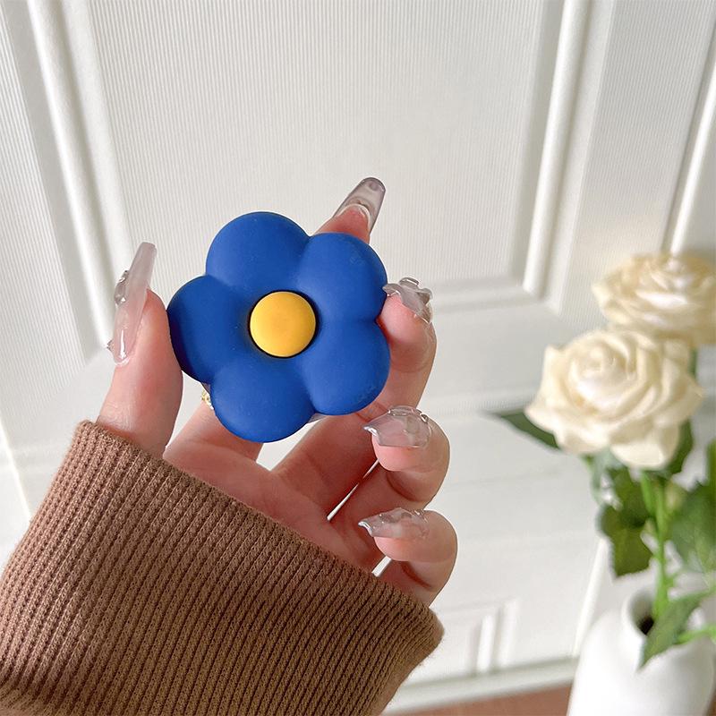 Resin Flower Retractable Phone Holder & Desktop Stand
Resin Flower Retractable Phone Holder & Desktop Stand
