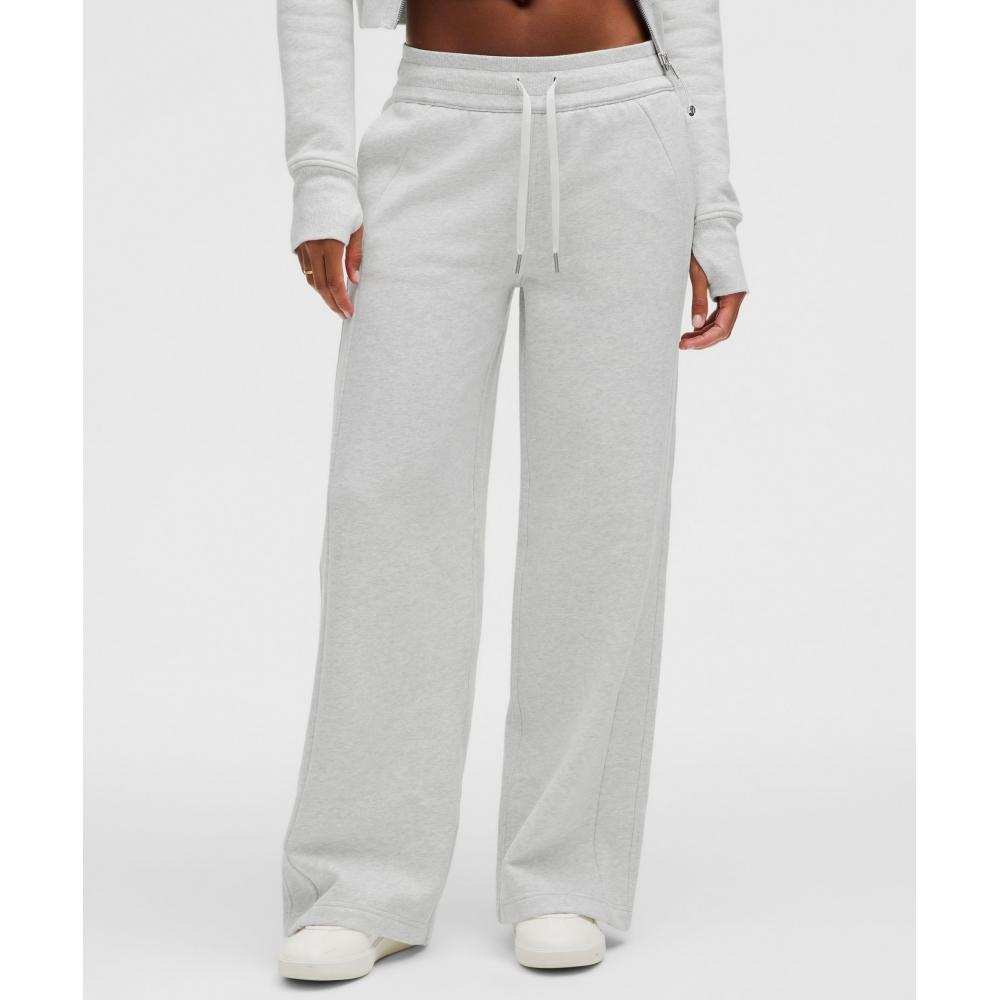 Lululemon Широкие брюки Scuba средней посадки Regular Heathered Core Ultra Light Grey XXS/31
Lululemon Широкие брюки Scuba средней посадки Regular Heathered Core Ultra Light Grey XXS/31