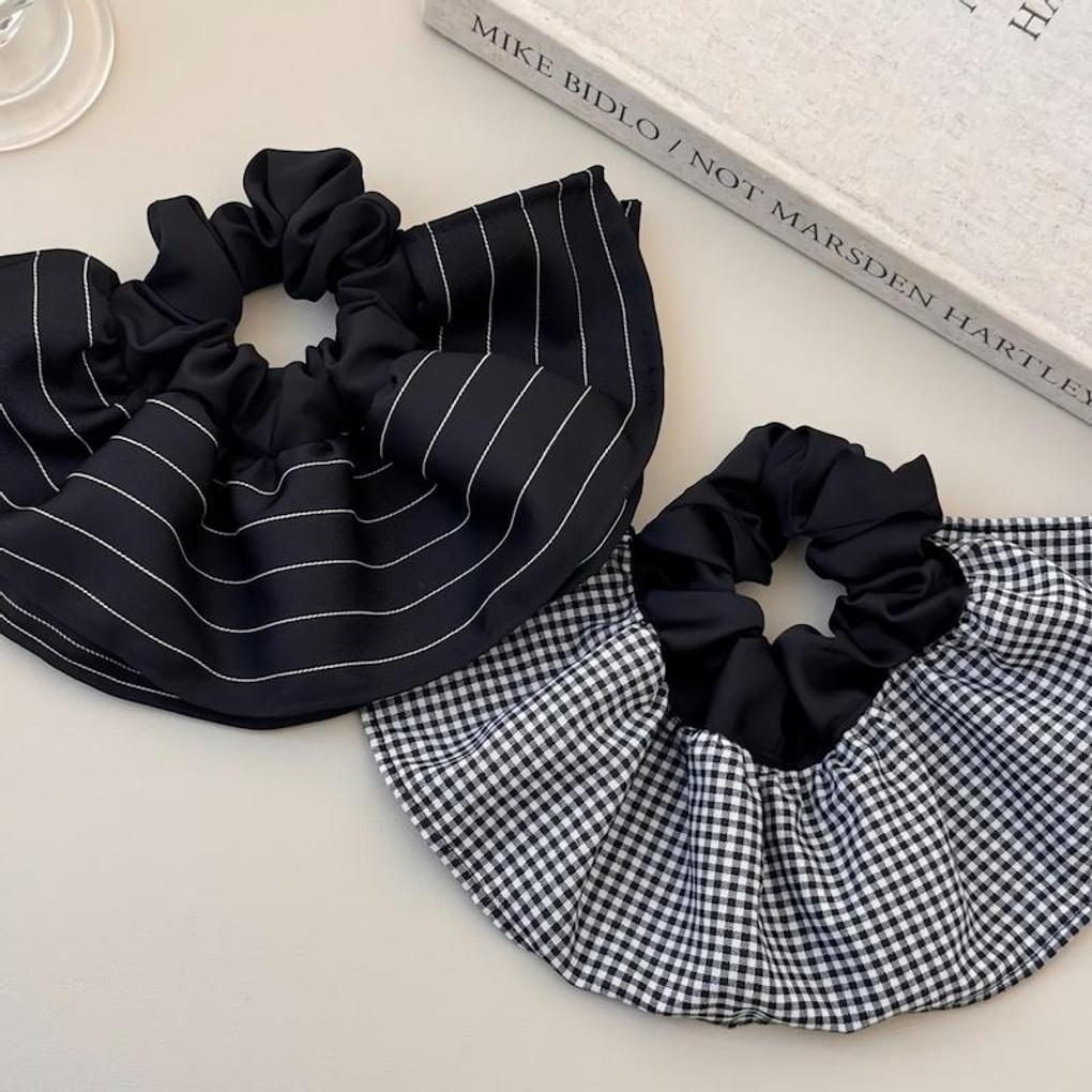 Women s Vintage Striped Crescent Moon Hairband Stripe
Women s Vintage Striped Crescent Moon Hairband Stripe