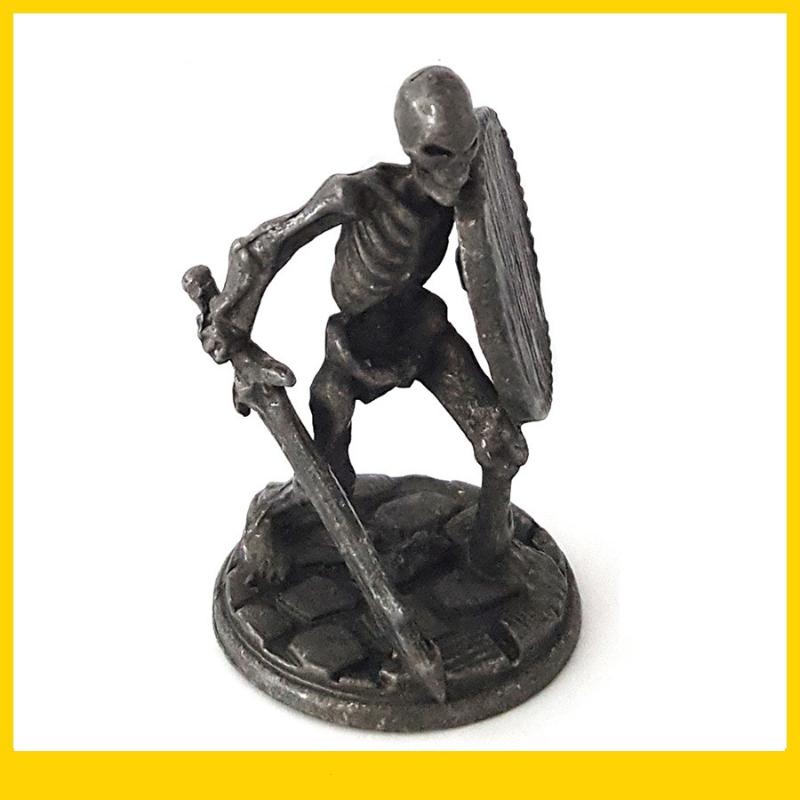 1 шт., Орнамент «Череп с мечом и щитом», Домашнее украшение, Настольный орнамент, Игрушка/Поделка на Хэллоуин A3
1 шт., Орнамент «Череп с мечом и щитом», Домашнее украшение, Настольный орнамент, Игрушка/Поделка на Хэллоуин A3