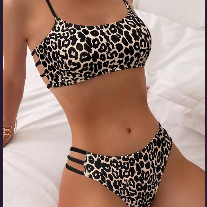2025 European & American Leopard Print Push-up Color Block Bikini Small леопардовий/рожевий червоний колір
2025 European & American Leopard Print Push-up Color Block Bikini Small леопардовий/рожевий червоний колір