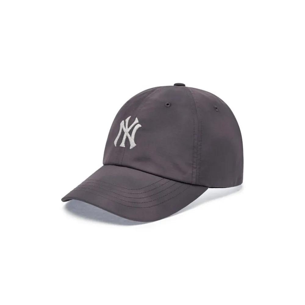 Unisex Lightweight Vintage Washed Unstructured Ball Cap (3ACPB115N-50CGS) FREE
Unisex Lightweight Vintage Washed Unstructured Ball Cap (3ACPB115N-50CGS) FREE