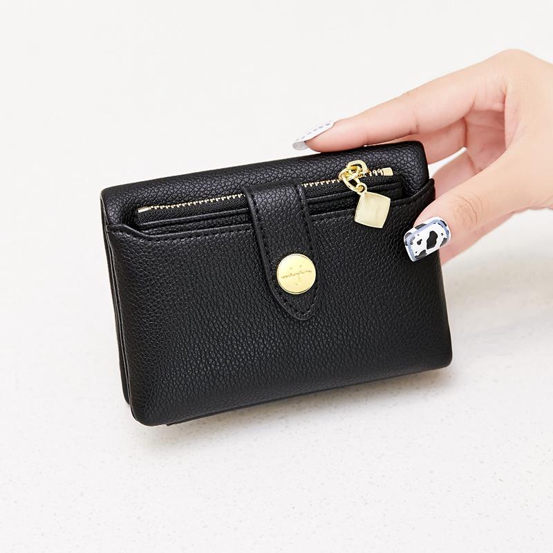 Wallet female new lychee pattern solid color small card bag thin 20% off short wallet simple versatile change bag світло-синій колір
Wallet female new lychee pattern solid color small card bag thin 20% off short wallet simple versatile change bag світло-синій колір