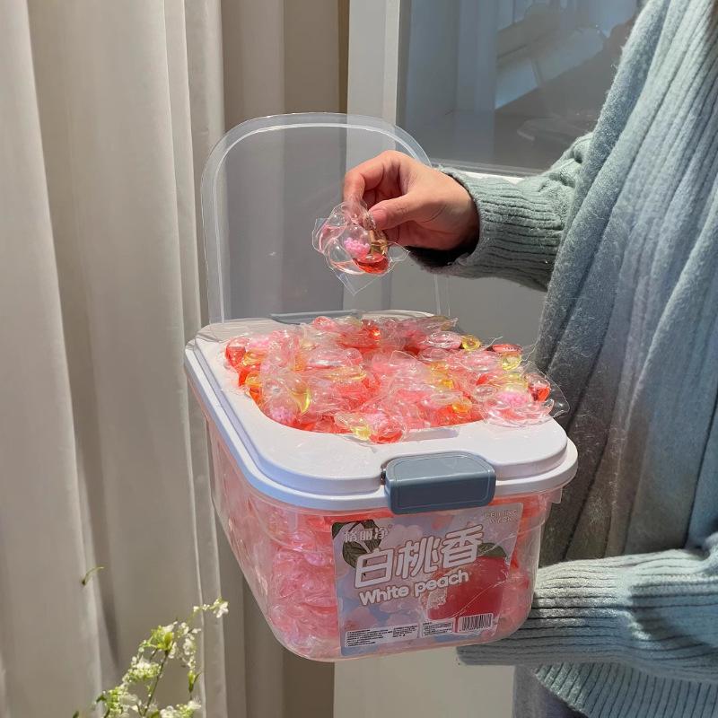 Geli Jing 6D White Peach Laundry Pods - Large Capacity, Concentrated Detergent with Stain Removal and Long-Lasting Fragrance Beads
Geli Jing 6D White Peach Laundry Pods - Large Capacity, Concentrated Detergent with Stain Removal and Long-Lasting Fragrance Beads