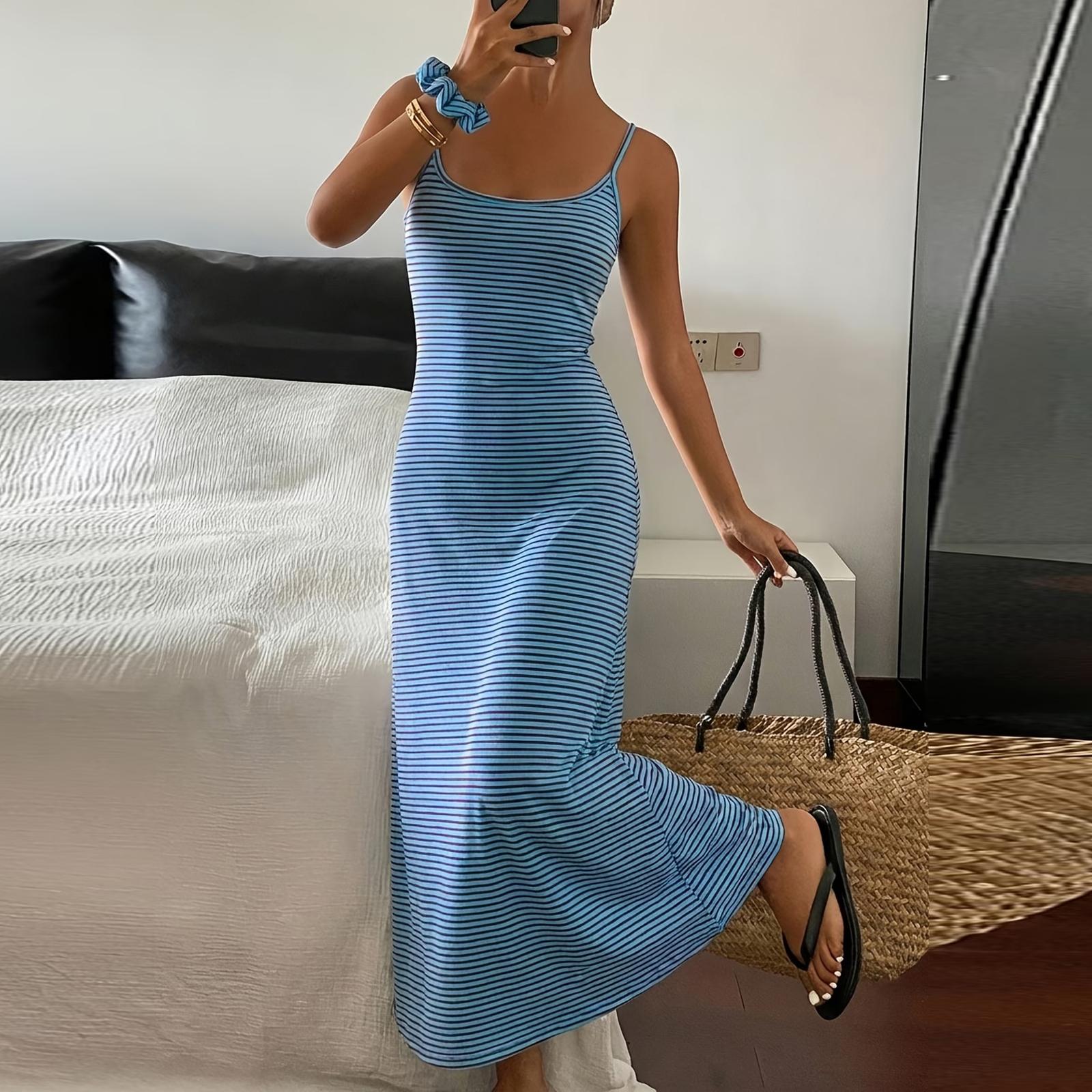 Women’s Sleeveless Striped Maxi Dress Casual Long Tank Dress with Scoop Neck and Relaxed Fit for Everyday Wear M синій
Women’s Sleeveless Striped Maxi Dress Casual Long Tank Dress with Scoop Neck and Relaxed Fit for Everyday Wear M синій