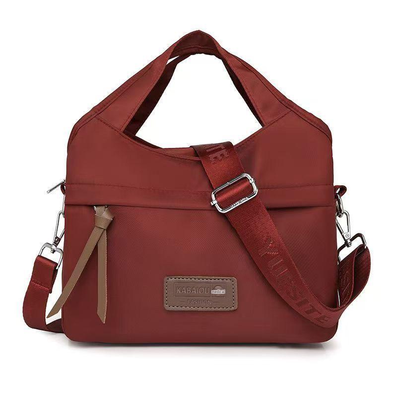 2025 Women s Versatile Multi-Layer Lightweight Large Capacity Shoulder Bag
2025 Women s Versatile Multi-Layer Lightweight Large Capacity Shoulder Bag